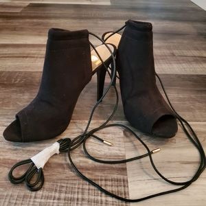 Yoki Suede High Heel Shoe